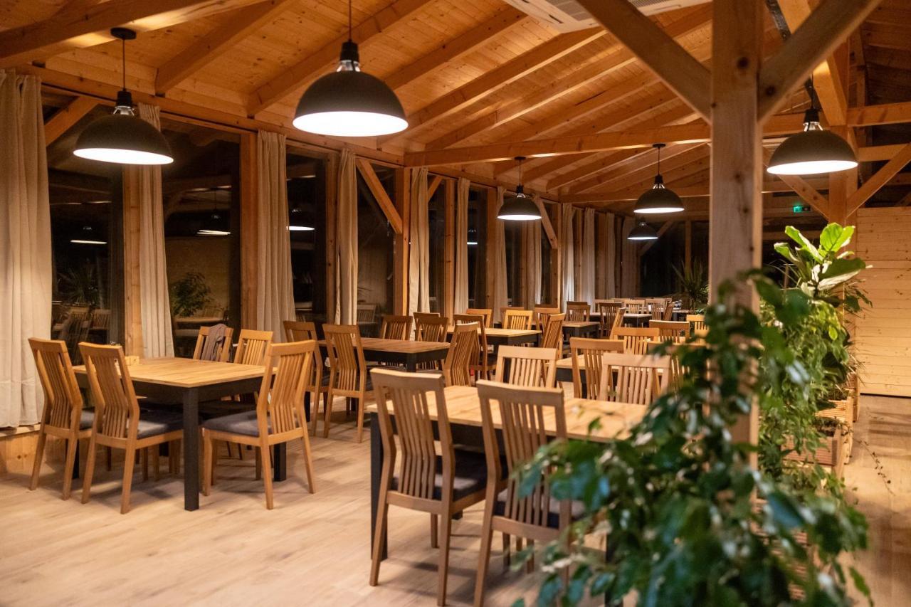 Glamping Resort Halicanum Grkavescak Екстер'єр фото