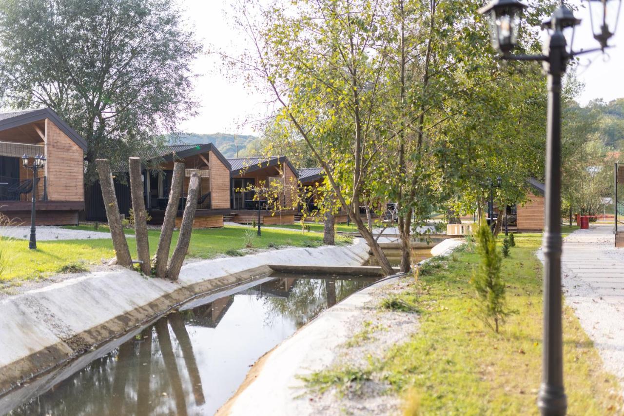 Glamping Resort Halicanum Grkavescak Екстер'єр фото