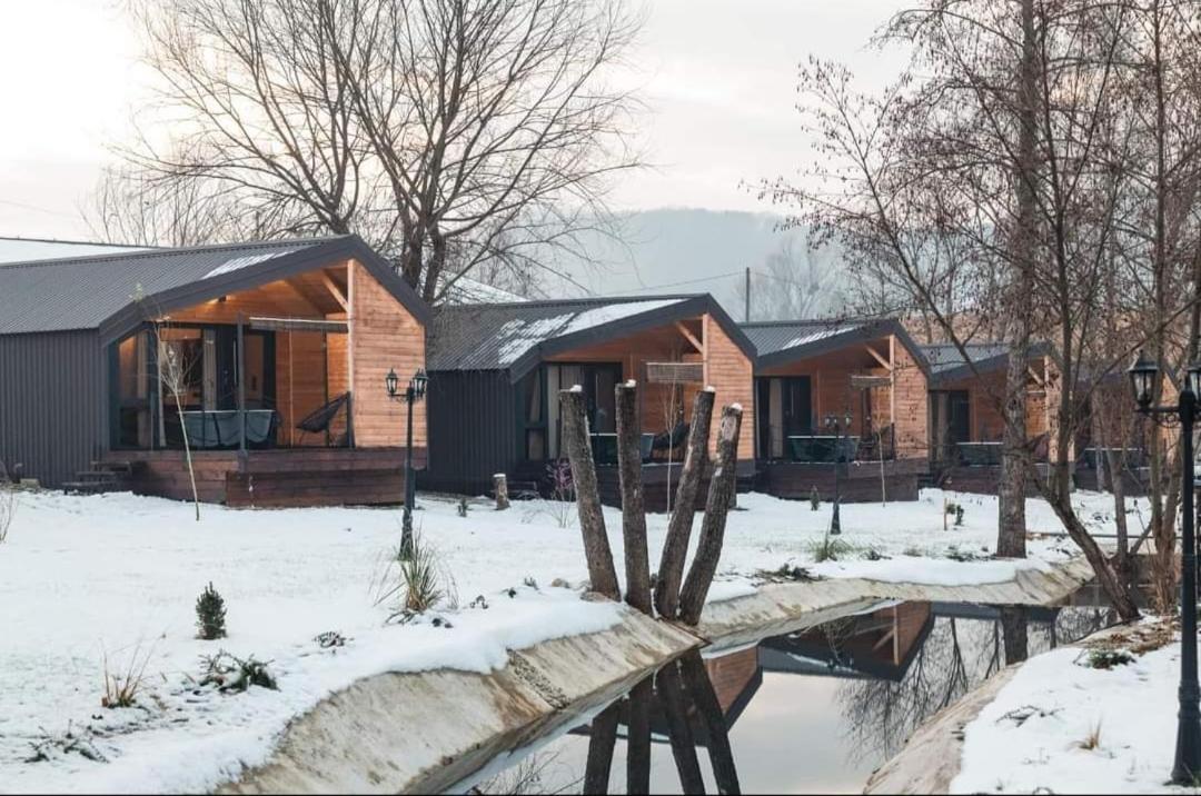 Glamping Resort Halicanum Grkavescak Екстер'єр фото