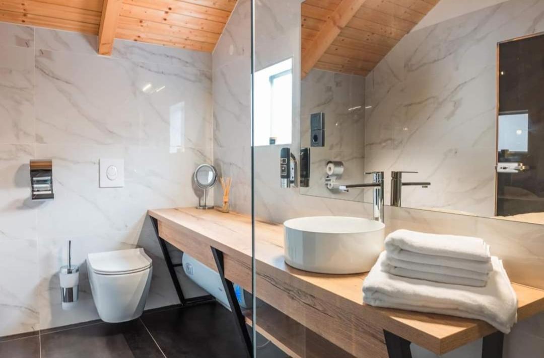 Glamping Resort Halicanum Grkavescak Екстер'єр фото